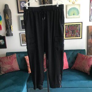 White House Black Market size 12 Black Weekend Satin Cargo Jogger Pants NWT
